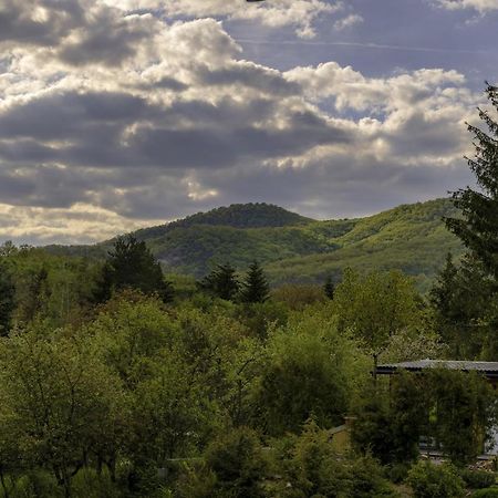 فيلا Salgótarjánفي Mountain House المظهر الخارجي الصورة