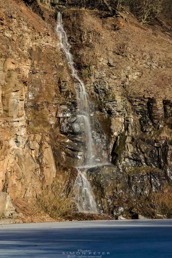 فيلا Salgótarjánفي Mountain House المظهر الخارجي الصورة